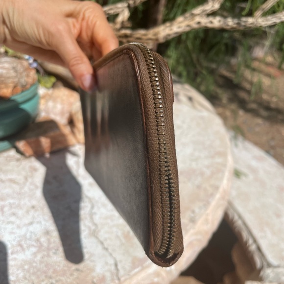 Balenciaga large zip around wallet - Picture 5 of 16